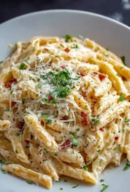 One Pot Creamy Garlic Pasta (Just 20 Minutes!)