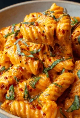 Creamy Tomato Garlic Pasta